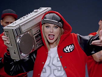 Apple changes for Taylor Swift